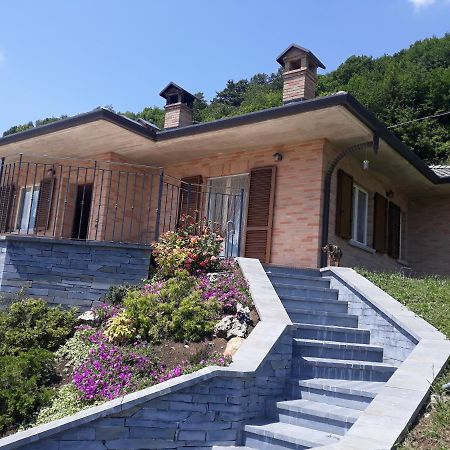 Casa "La Forcella" Villa Brembilla Eksteriør bilde
