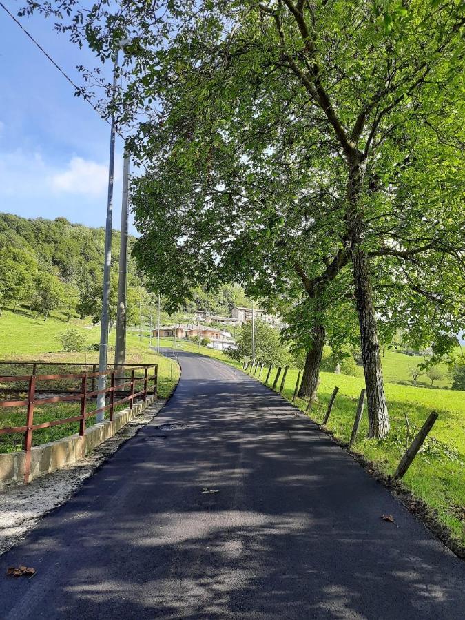Casa "La Forcella" Villa Brembilla Eksteriør bilde